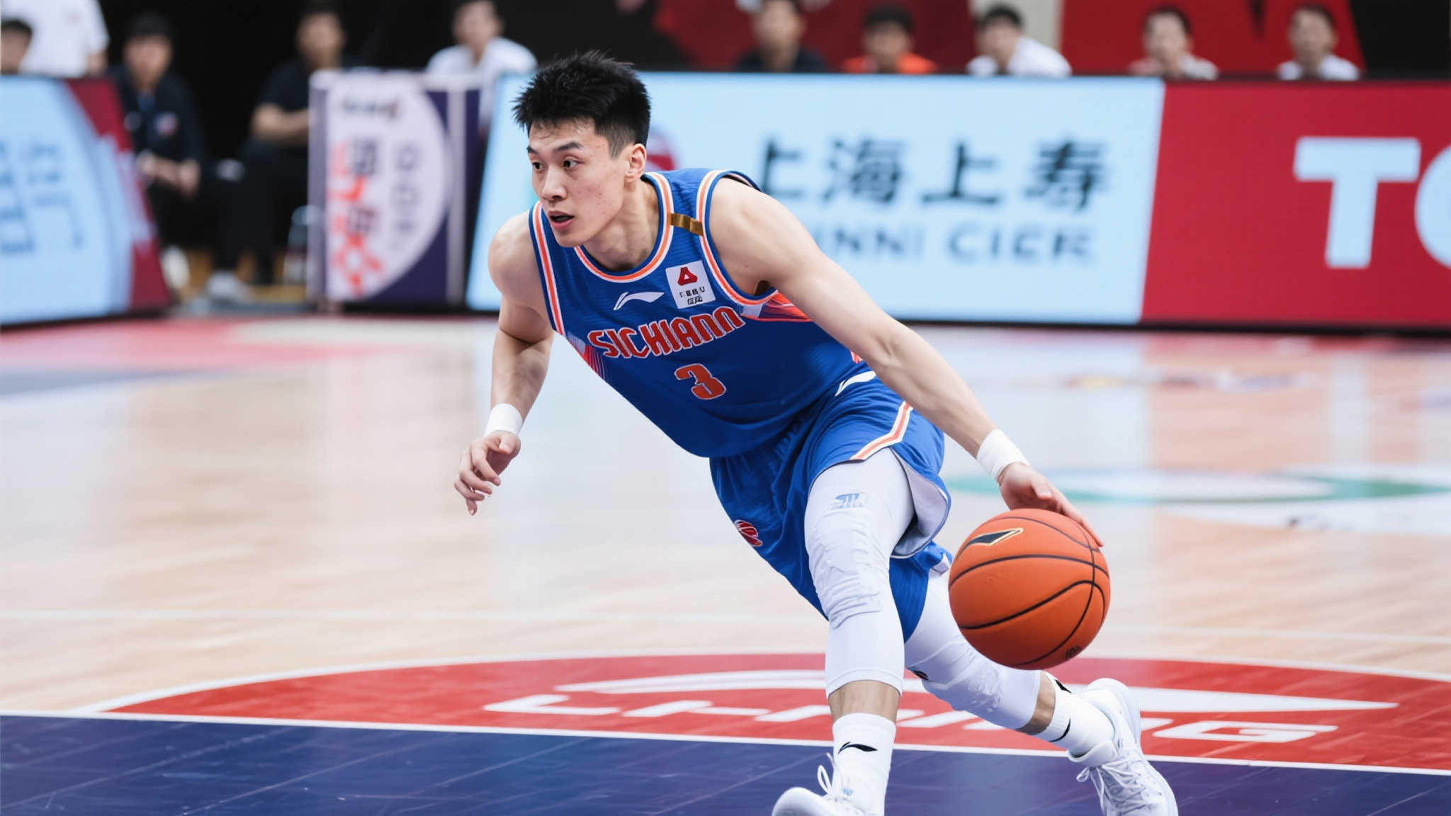 列隊內榜首